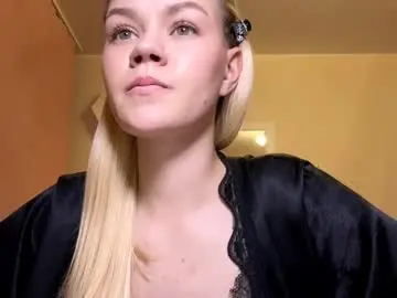 Synnecure  live sex cam