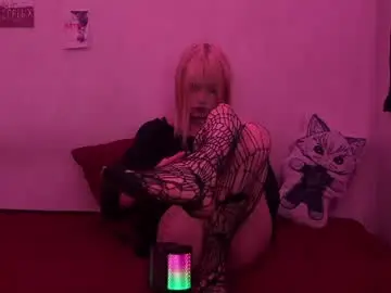 Yorumika  live sex cam