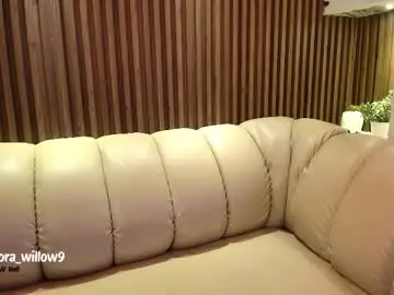 Aurora_willow9  live sex cam