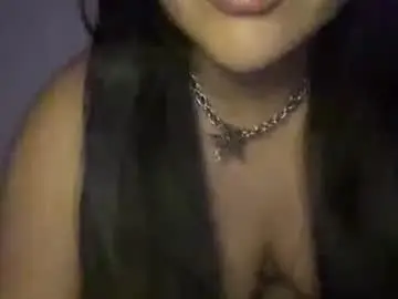 Bunnymami  live sex cam