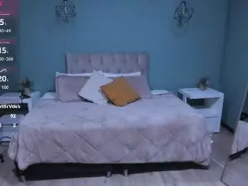 Cat__moon__  live sex cam
