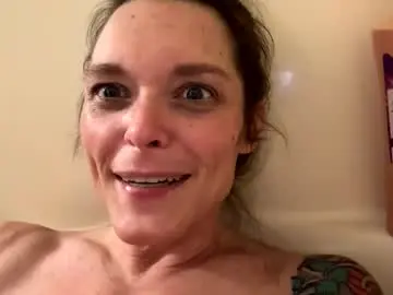 Ellybelle0612  live sex cam