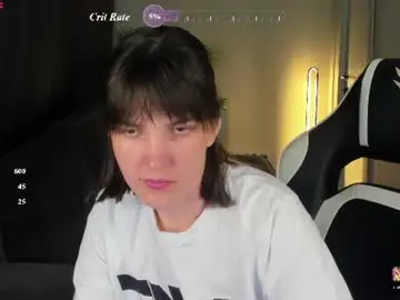 Emilia_cross  live sex cam