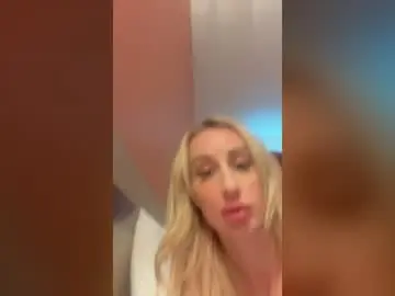 Emma_azalea  live sex cam