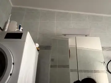 F3ckdolllucy  live sex cam