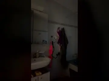 F3ckdolllucy  live sex cam