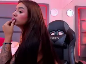 Gabymoreau  live sex cam