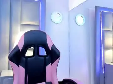 Gabymoreau  live sex cam