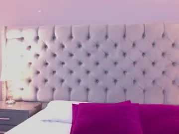 Gabymoreau  live sex cam