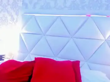 Gabymoreau  live sex cam