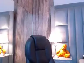 Gabymoreau  live sex cam