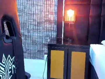 Gabymoreau  live sex cam