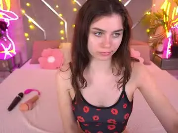 Heavenelle  live sex cam