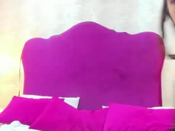 Hollyolson  live sex cam