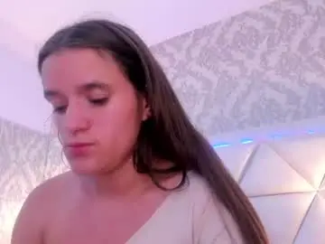 Hollyolson  live sex cam