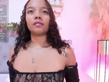 Isabellareinaa  live sex cam