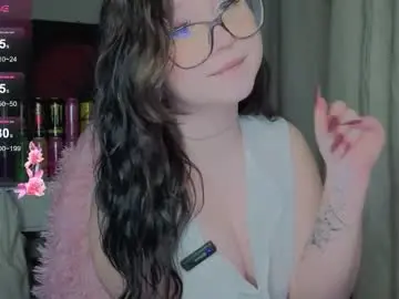 Lilhornyprincess  live sex cam