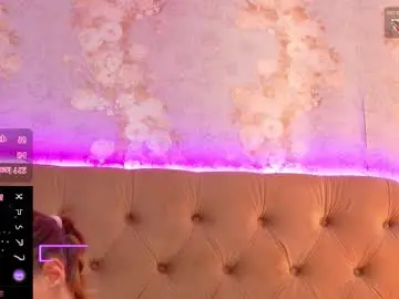 Mira_lynxx  live sex cam