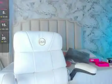 Shantal_thompson21  live sex cam