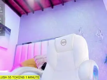 Shantal_thompson21  live sex cam