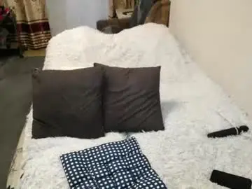 Tviks  live sex cam