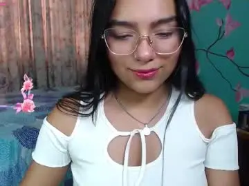 Valkydoll  live sex cam