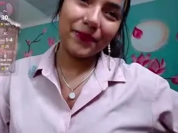 Valkydoll  live sex cam