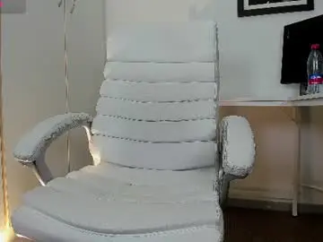 Bambiblisss  live sex cam
