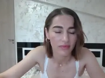 Ela352342  live sex cam