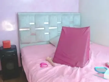 Emily_414  live sex cam