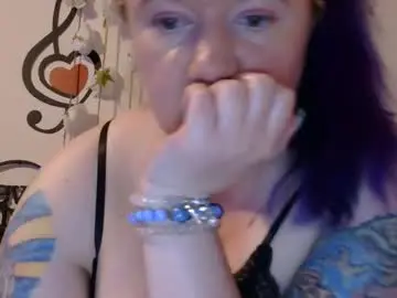 Grateful42day  live sex cam