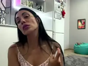 Jozzeewet  live sex cam