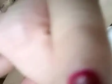 Ladyjelyn69  live sex cam