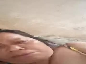 Ladyjelyn69  live sex cam