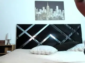 Maskedgirl01  live sex cam