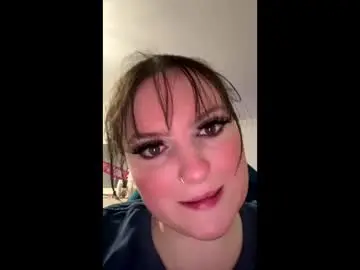 Nofacenocasemilf  live sex cam
