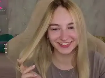 Shy__polly  live sex cam