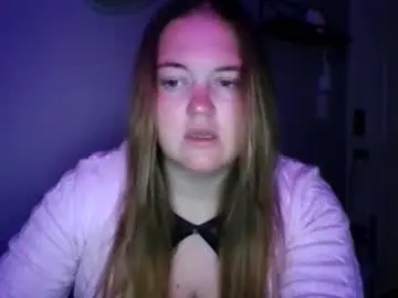 Bbyaries22  live sex cam