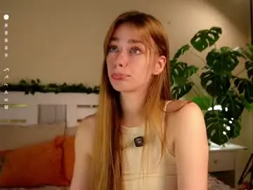 Emiliaheather  live sex cam