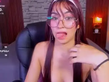 Emma_bennet18  live sex cam