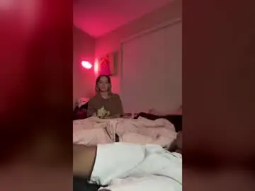 Kashkitkat  live sex cam