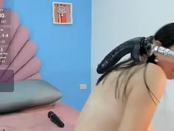 Lisa_milf_  live sex cam