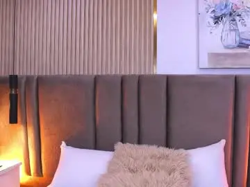 Saralugo  live sex cam