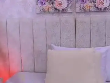 Saralugo  live sex cam
