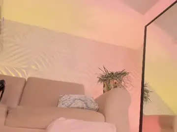 Sofiareyesx1  live sex cam
