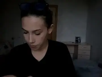 Valentinamincy  live sex cam