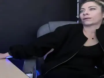 Viktoria_davis_  live sex cam