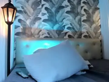 Viktoria_davis_  live sex cam