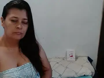 Adriana_milf  live sex cam