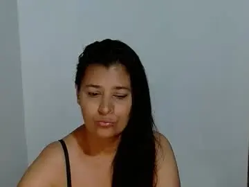 Adriana_milf  live sex cam